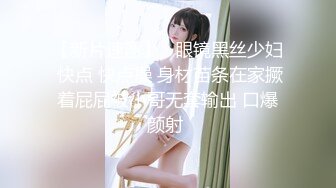 一箭双雕一次偷拍到两个极品美少妇