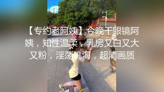 36E巨乳女仆近日刚播，甜美酒窝小姐姐，掏出大奶子甩动，脱下内裤掰穴特写，超肥穴骚逼，表情一脸淫荡非常诱惑