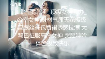 没事就喜欢带着小情人出来兜风顺便喂喂她