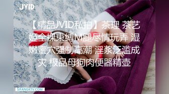 Ed Mosaic 苡若首度开放双穴同时吸精 再集合6人的精液加在滷肉饭里吃光