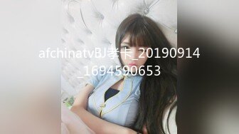 STP29725 细腰大奶骚熟女！激情操逼很主动！大奶夹屌乳交，骑乘位上下套弄，大奶子直晃动，假屌爆菊