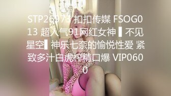 要给女友拍摄视频一开始还不配合后来越来越主动