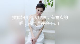   小少妇露脸酒店跟大哥激情啪啪，洗着澡让大哥玩乳交刺激，舔弯钩大鸡巴吸蛋蛋