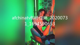 2023-2-9【用利顶你】年夜约操极品外围，颜值短裙美女，大屌插嘴，美腿肩上扛一顿操，叫起来非常骚