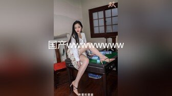 极品蜜桃臀健身女教练,大屁股是重点,18cm水晶道具慢慢整根坐进去,深不可测