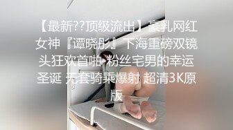 168CM网红小姐姐！苗条细腰大长腿！粗大假吊用手狂撸，拉珠塞入菊花，翘起屁股后入，震穴抽插双管齐下